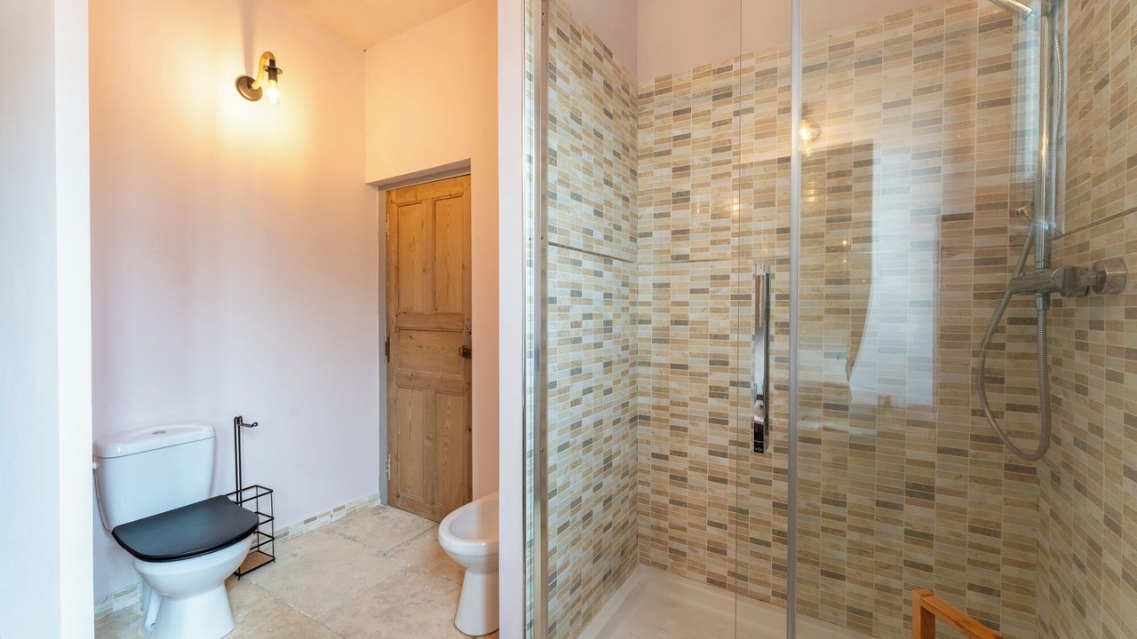 Photo of Bathroom in Manduel