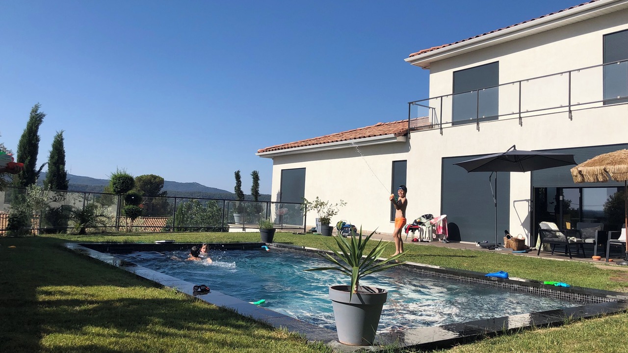 Photo of Outdoor in Bouc-Bel-Air