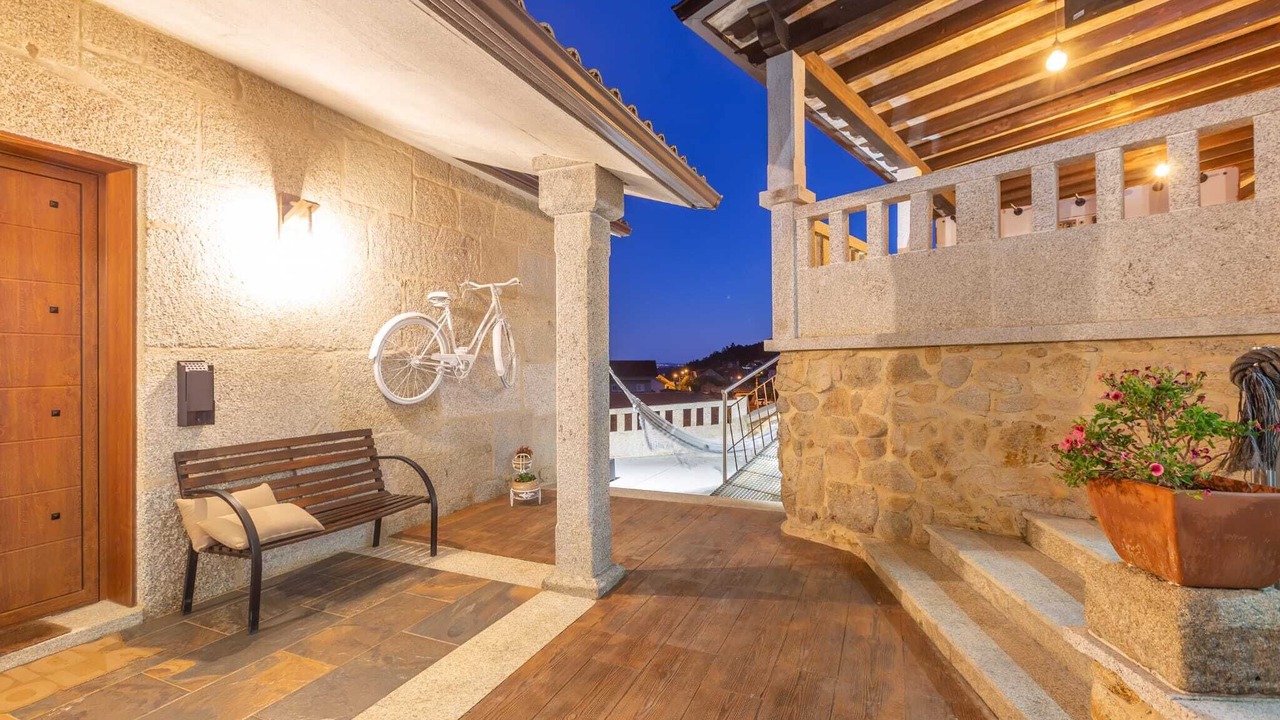 Photo of Patio Balcony in Poio