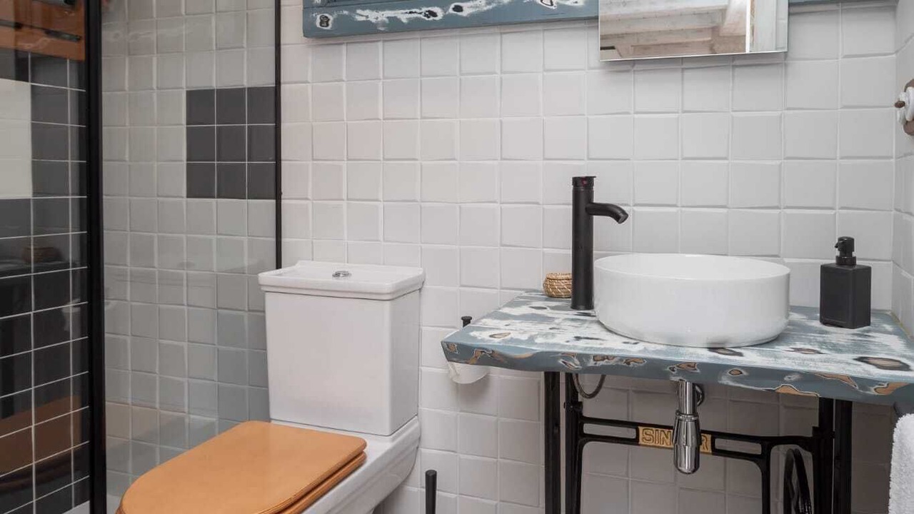 Photo of Bathroom in Poio