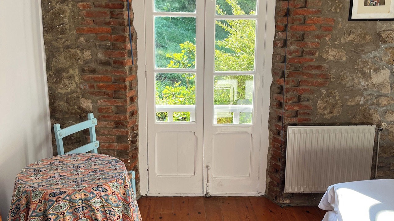 Photo of Bedroom in Udias