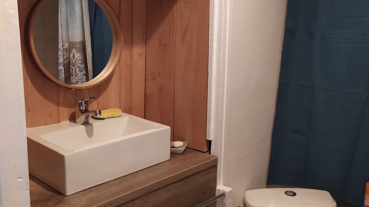 Photo of Bathroom in Vogue
