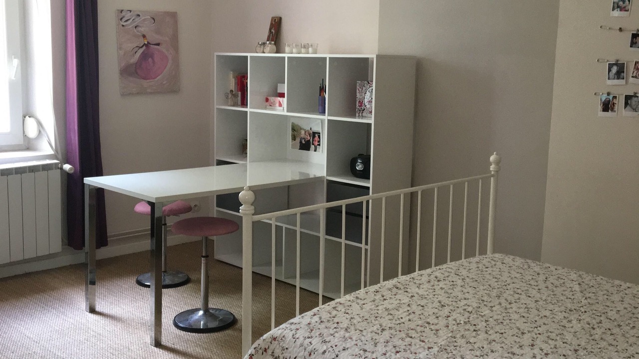 Photo of Bedroom in Orange