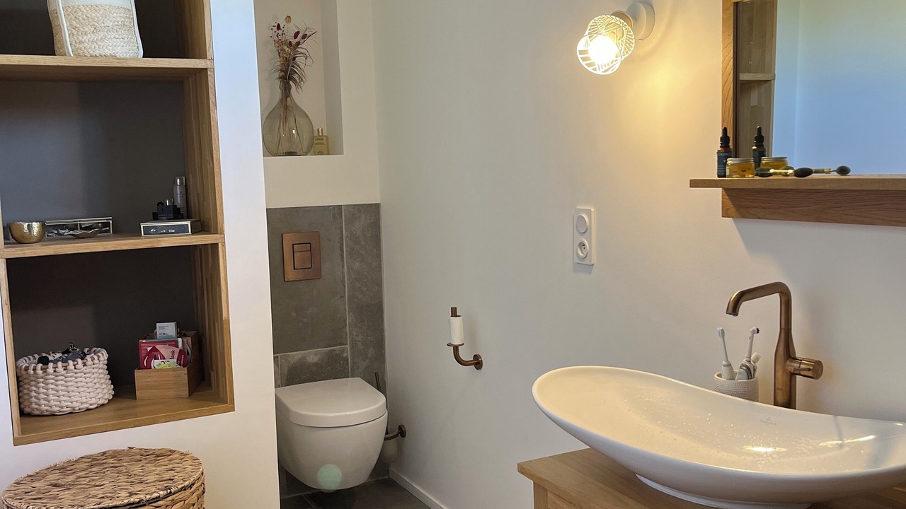 Photo of Bathroom in Pujaut