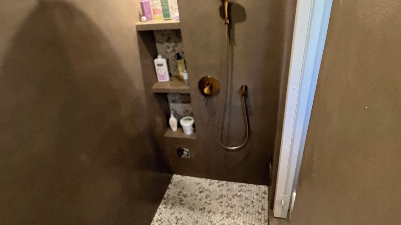 Photo of Bathroom in Pujaut