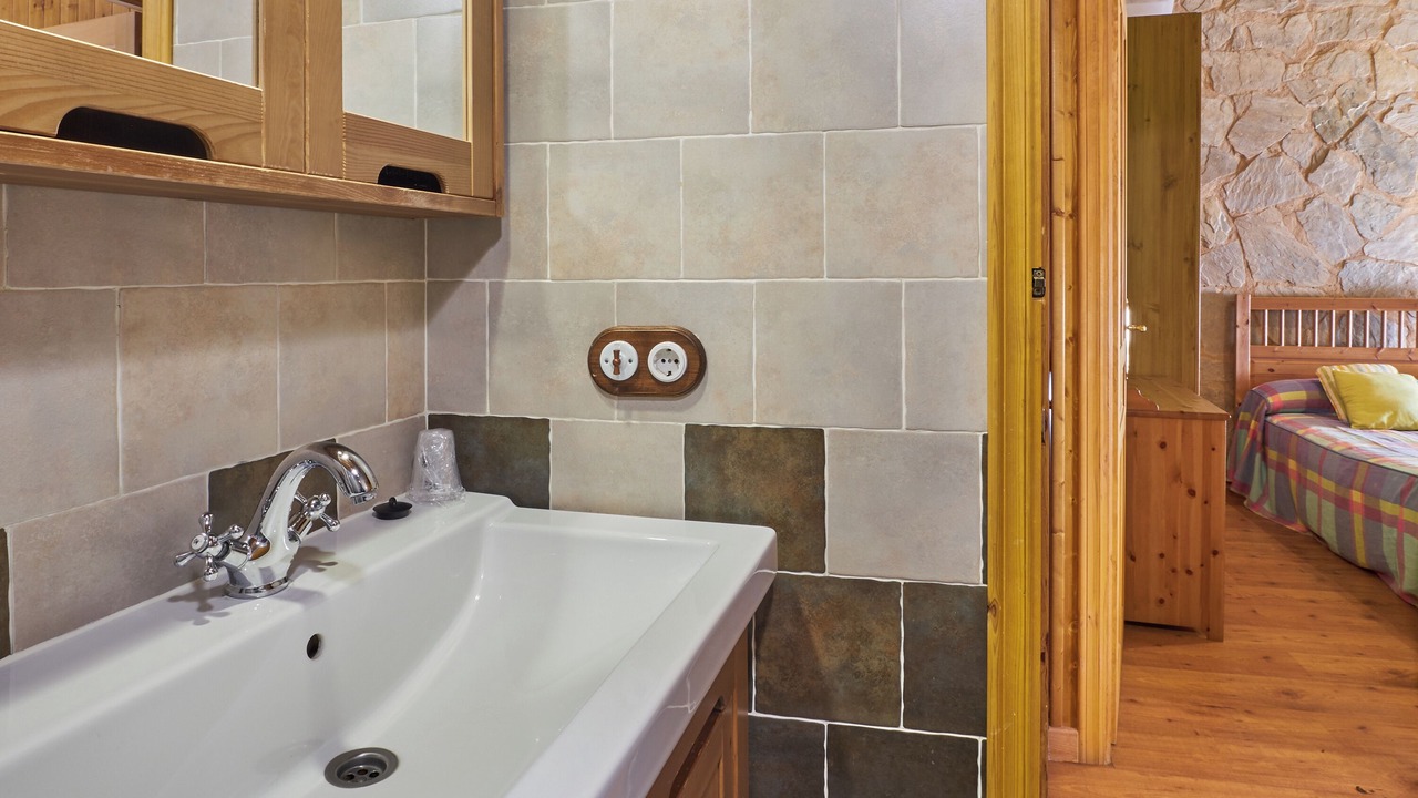 Photo of Bathroom in Benllera
