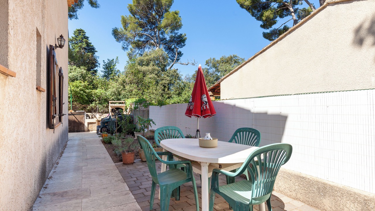 Photo of Outdoor in Les Baumettes