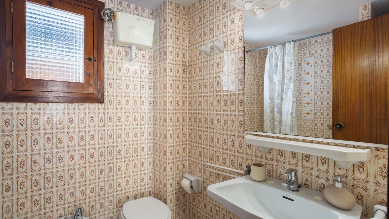 Photo of Bathroom in Oliva