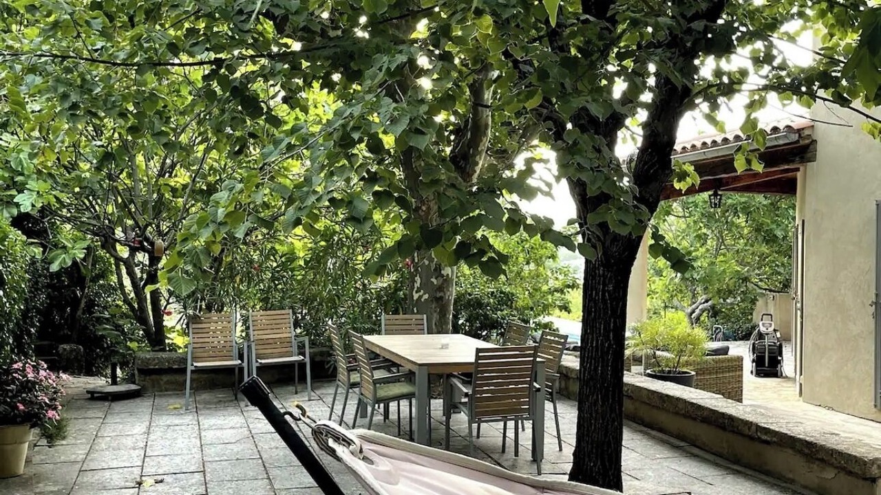 Photo of Outdoor in Est