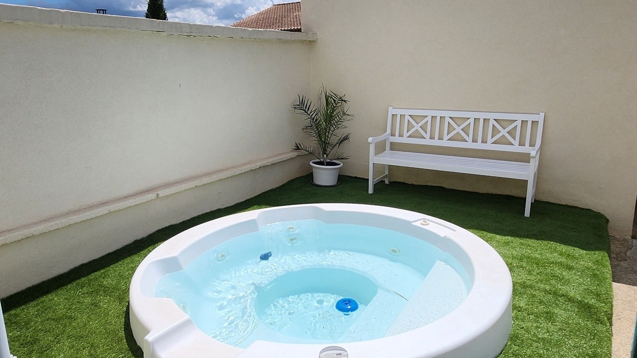 Photo of Outdoor in Sorgues