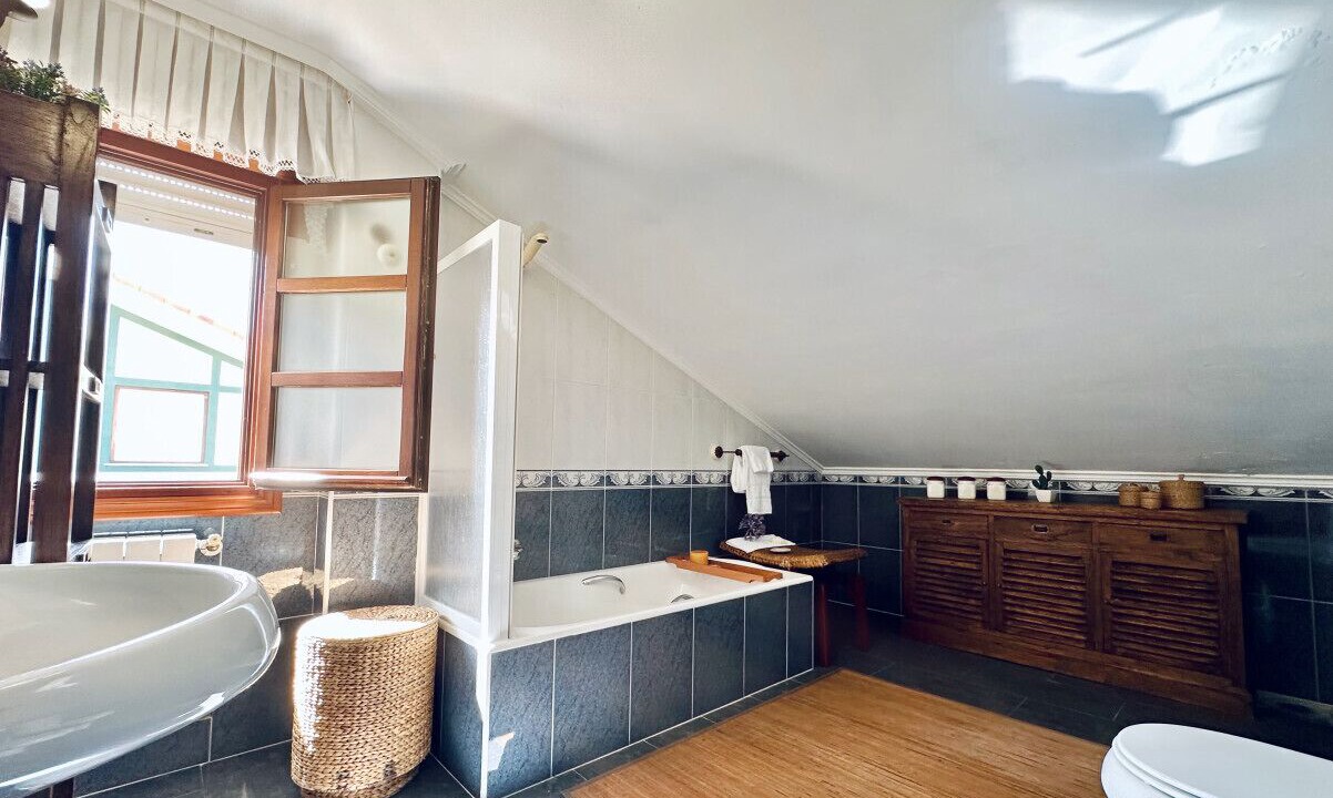 Photo of Bathroom in Argonos