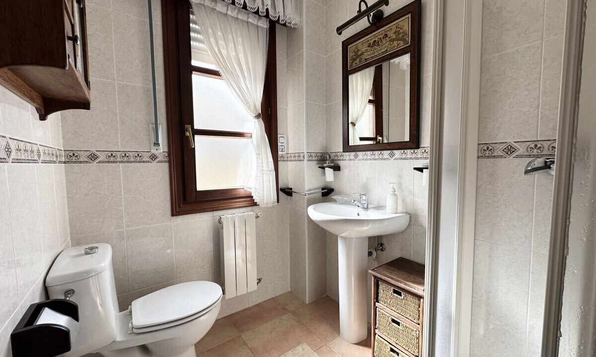 Photo of Bathroom in Argonos
