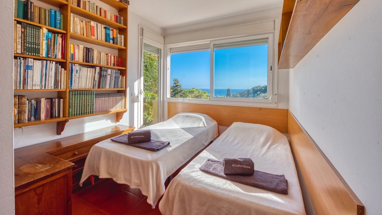Photo of Bedroom in Blanes
