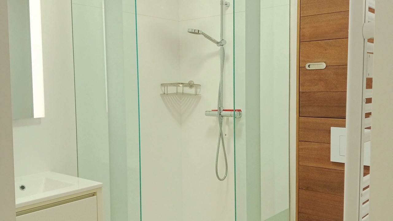 Photo of Bathroom in Lambesc