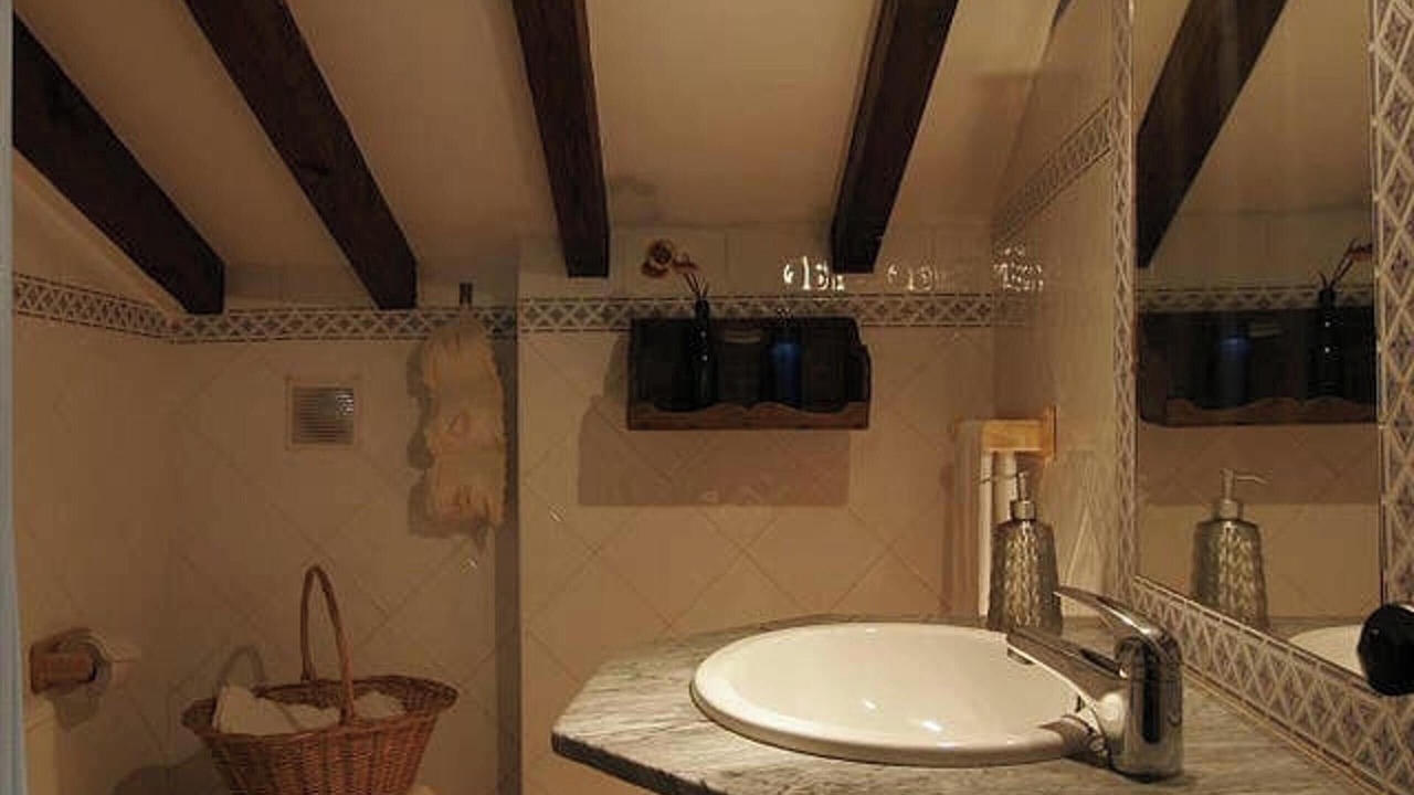Photo of Bathroom in Robledillo de Gata