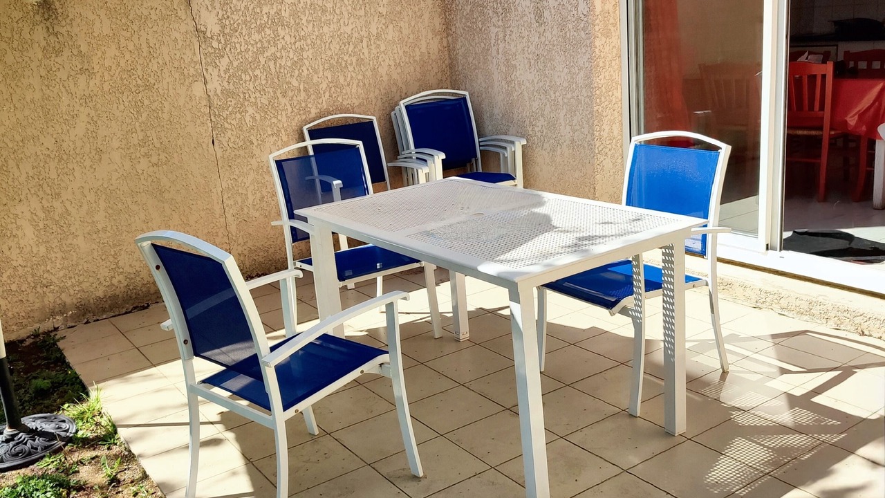 Photo of Patio Balcony in Salavas