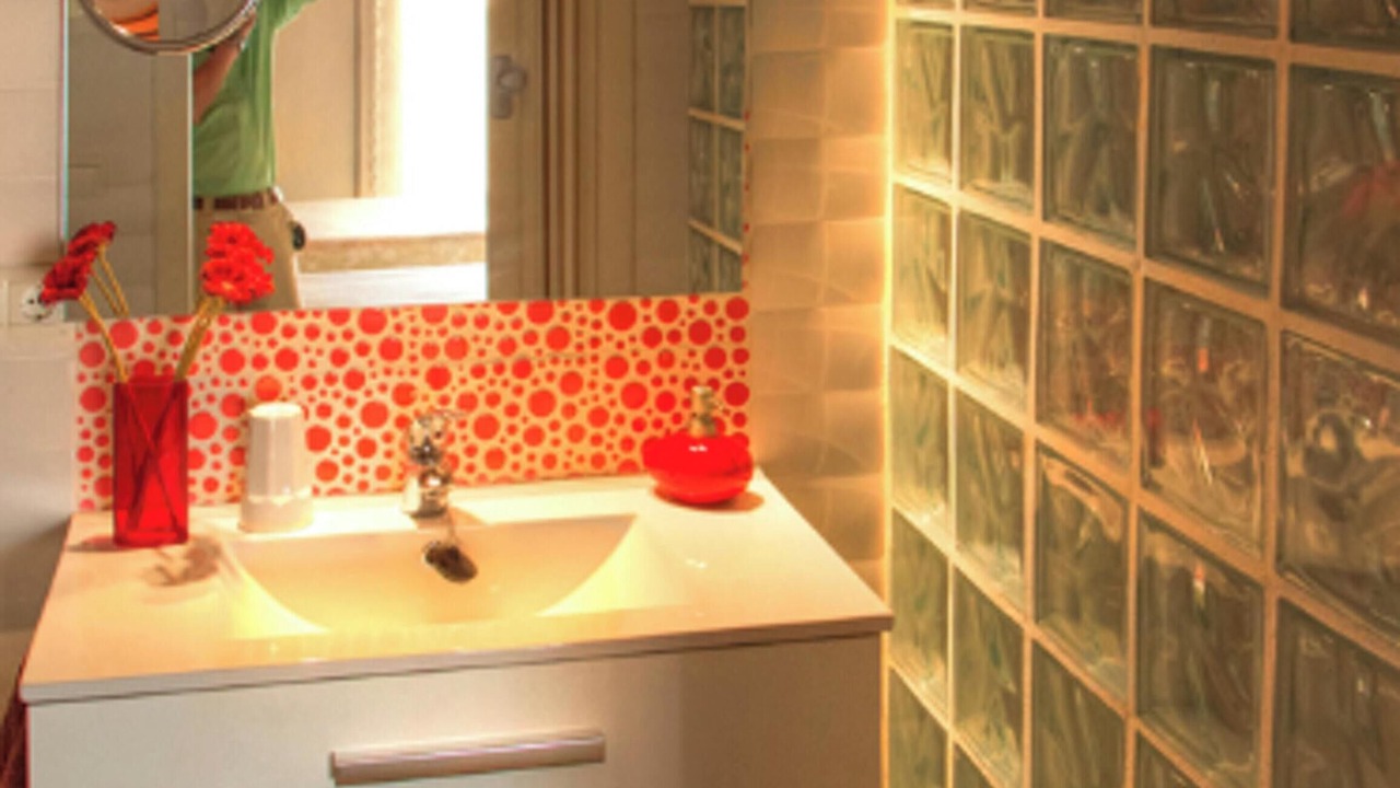 Photo of Bathroom in Mirandilla