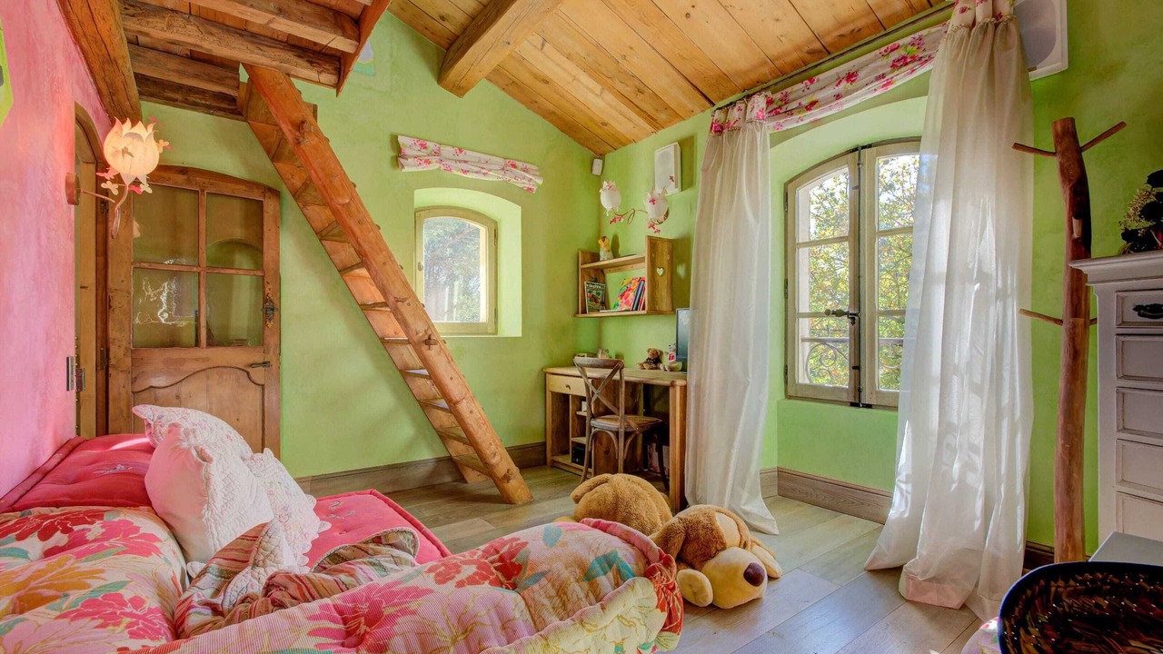 Photo of Livingroom in Lambesc