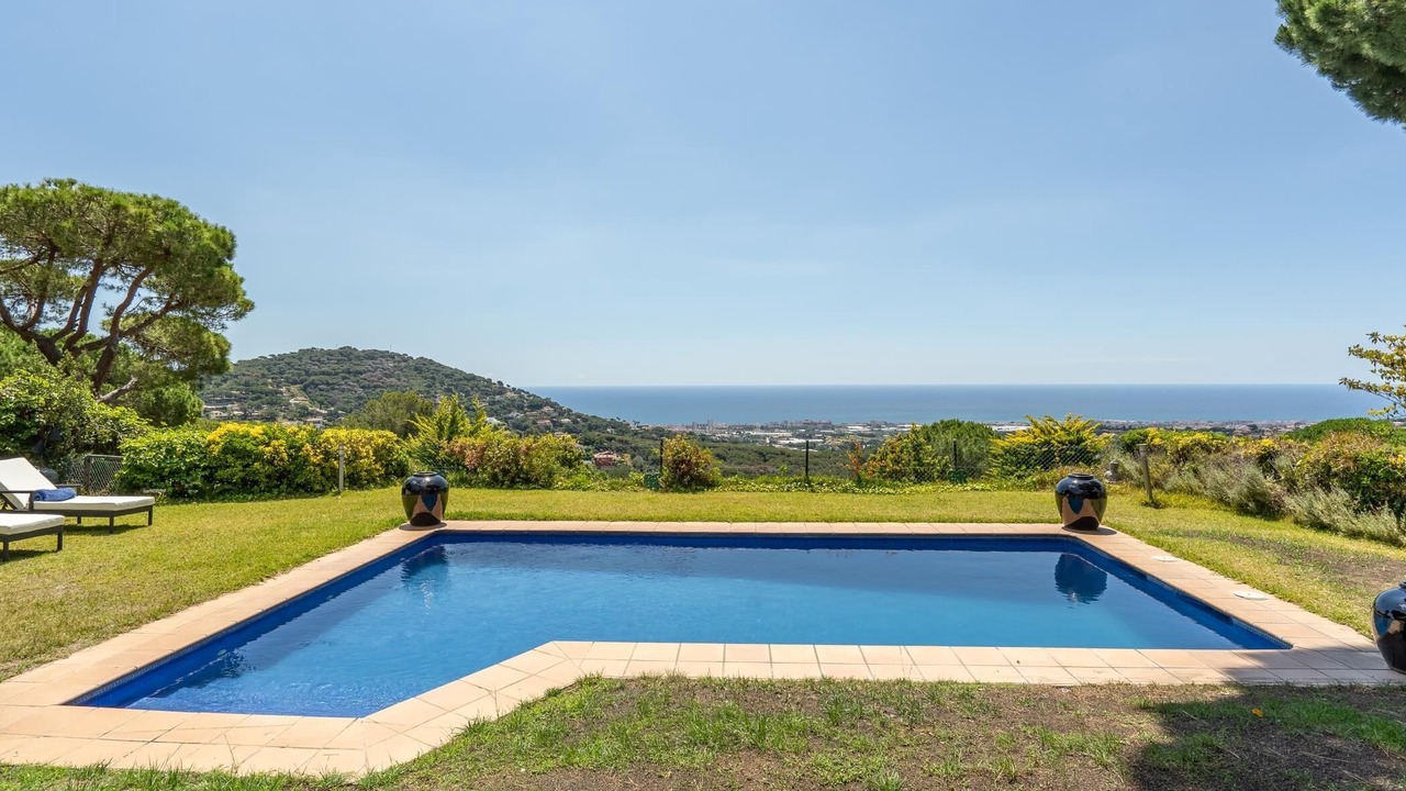 Photo of Outdoor in Cabrils