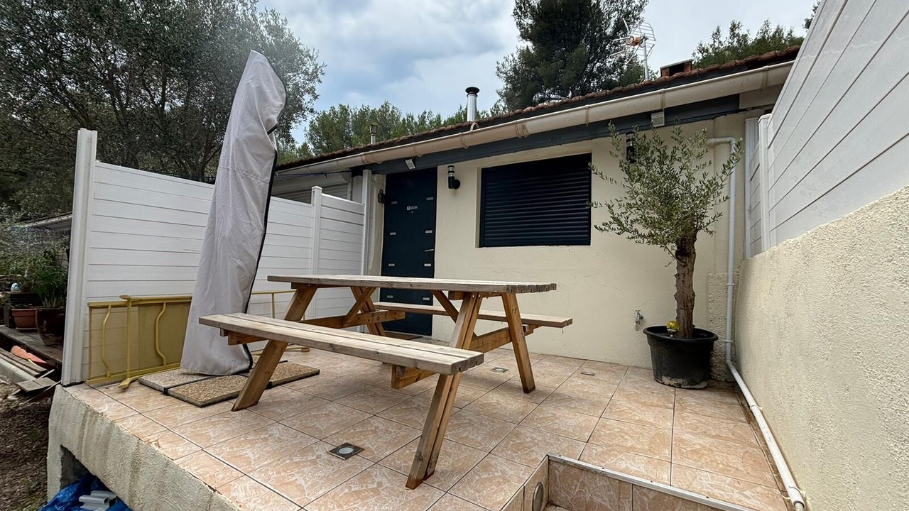 Photo of Outdoor in Niolon