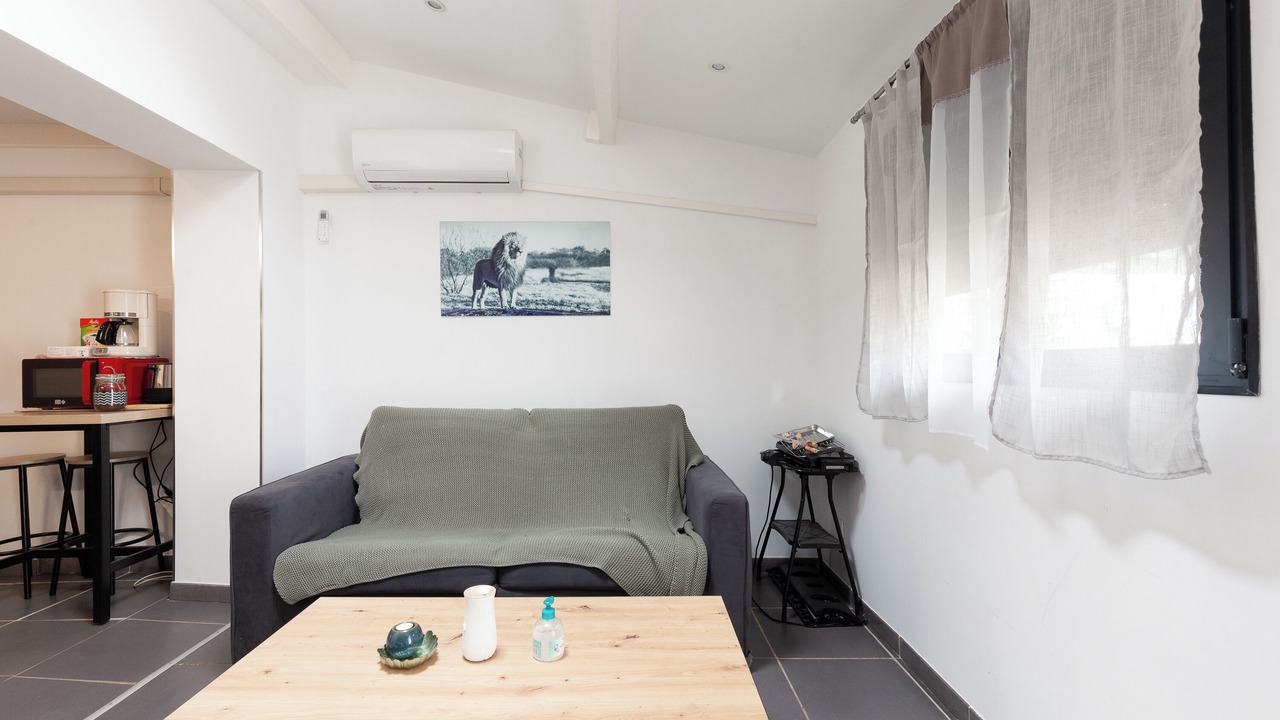 Photo of Livingroom in Niolon
