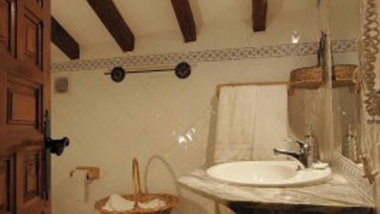 Photo of Bathroom in Robledillo de Gata