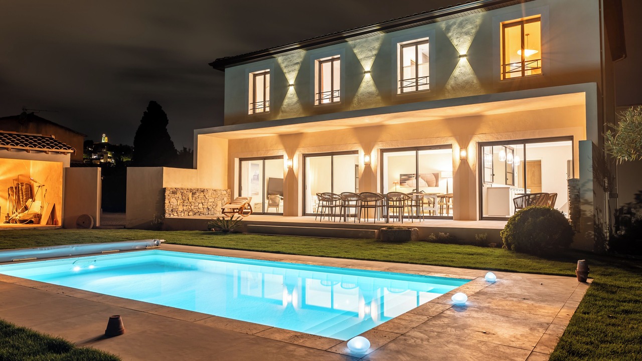 Photo of Outdoor in Chateauneuf-de-Gadagne