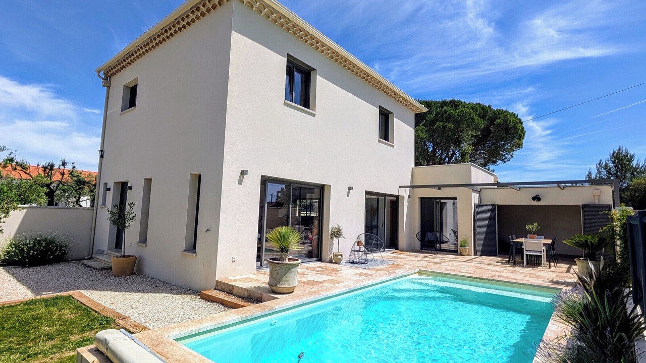 Photo of Outdoor in Chateauneuf-de-Gadagne