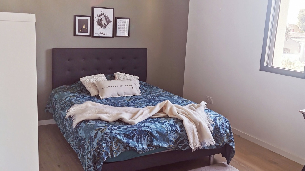 Photo of Bedroom in Chateauneuf-de-Gadagne