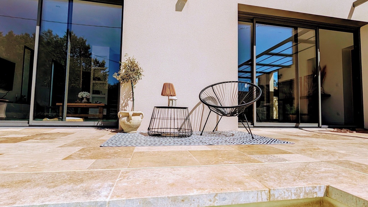 Photo of Outdoor in Chateauneuf-de-Gadagne