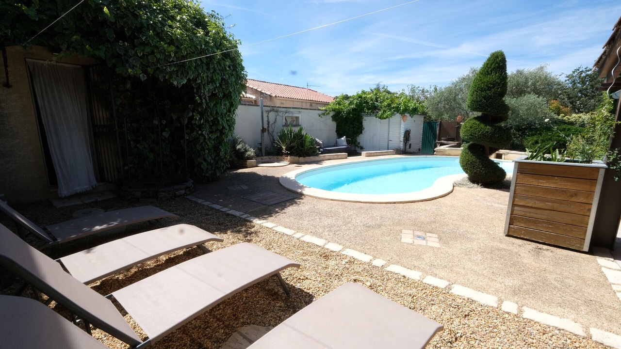 Photo of Outdoor in Maubec