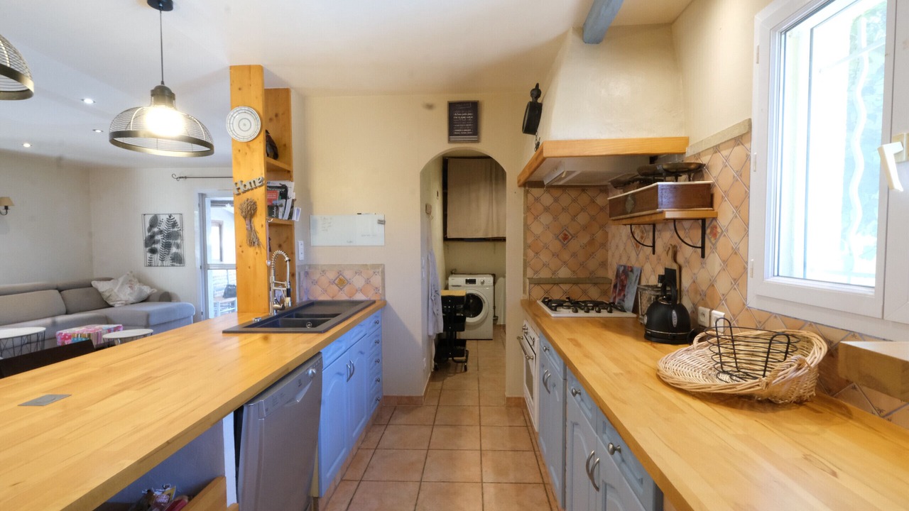 Photo of Kitchen in Maubec