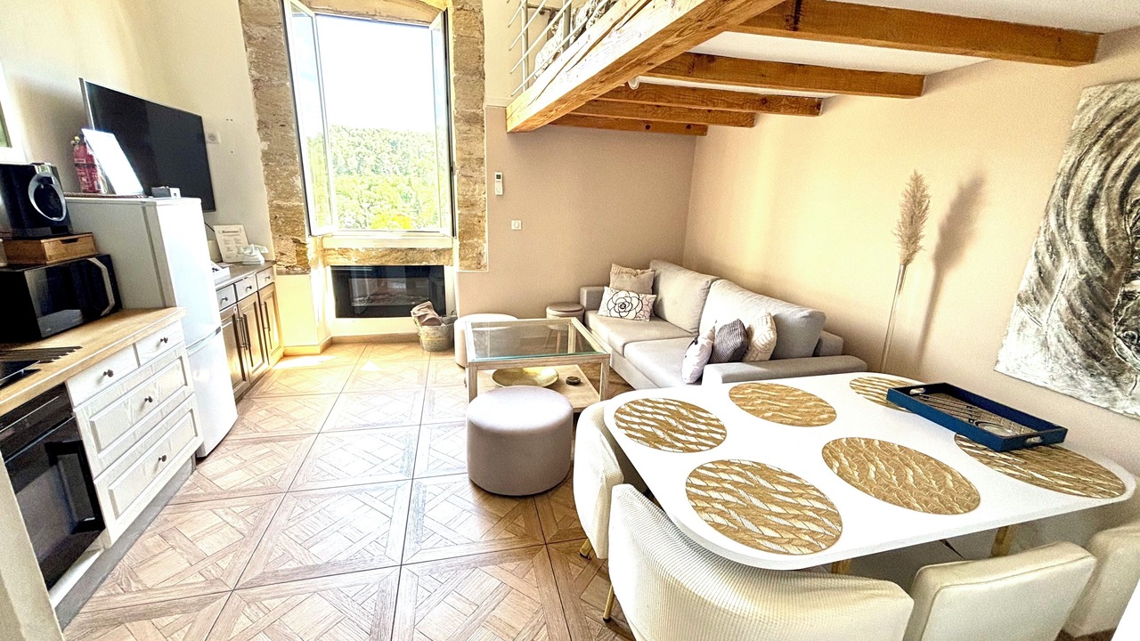 Photo of Livingroom in Les Pennes-Mirabeau