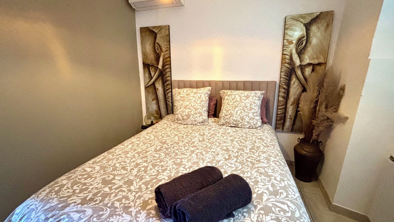 Photo of Bedroom in Les Pennes-Mirabeau