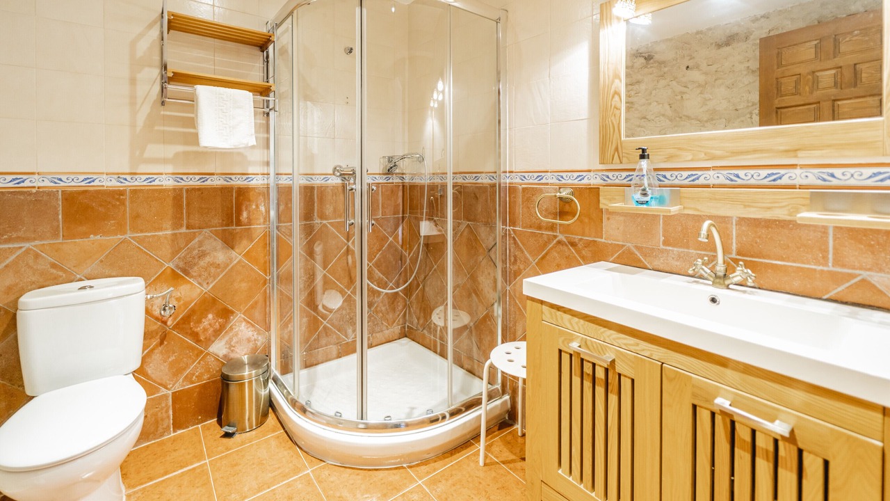 Photo of Bathroom in Canalejas de Penafiel