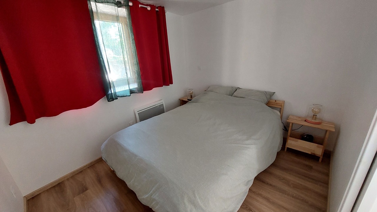 Photo of Bedroom in Saint-Vincent-de-Barres