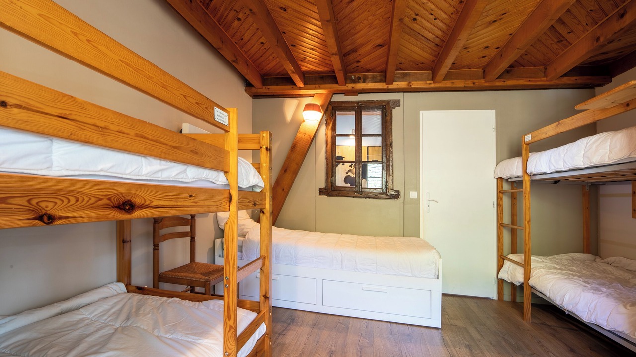 Photo of Bedroom in Campan