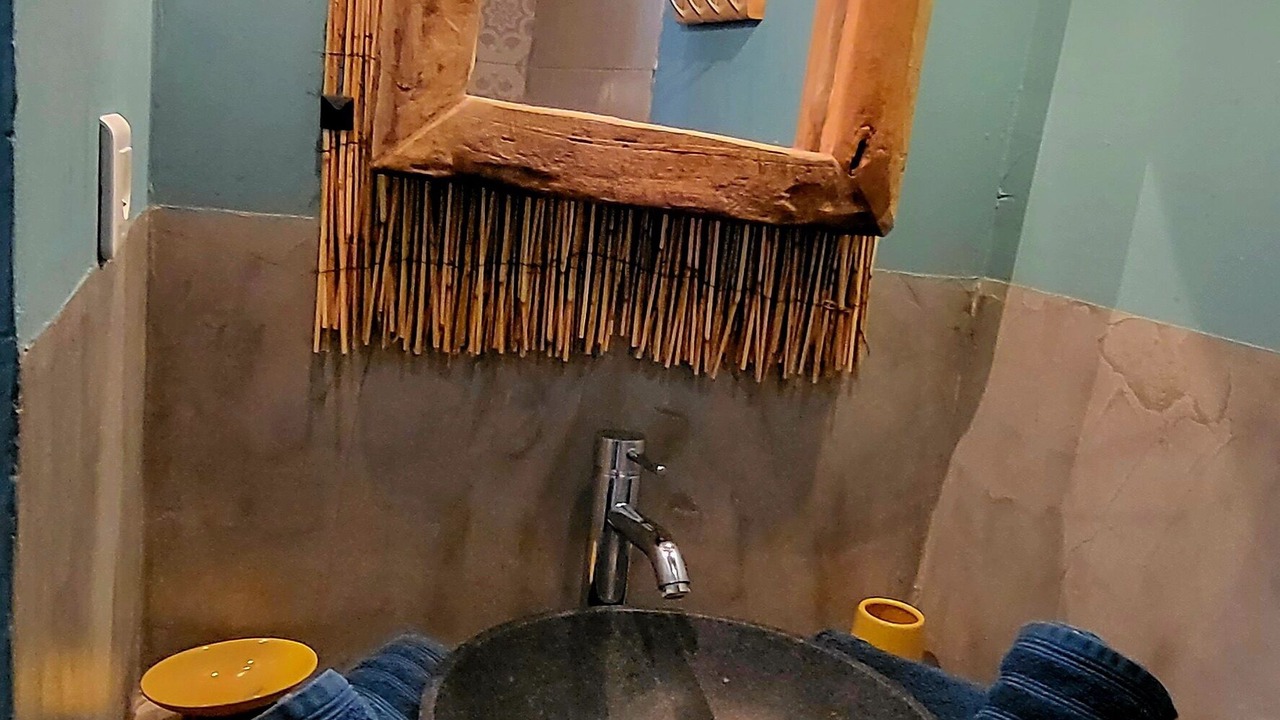 Photo of Bathroom in Vestric-et-Candiac