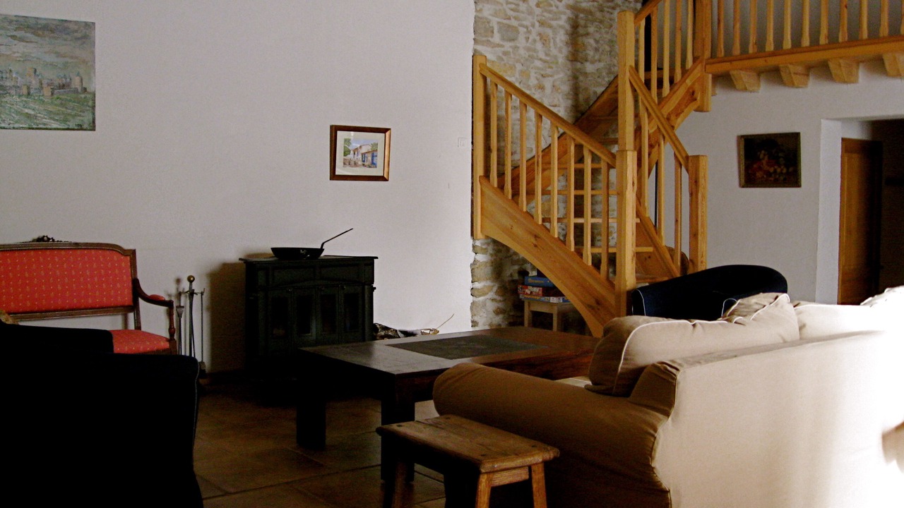 Photo of Livingroom in Cenne-Monestias