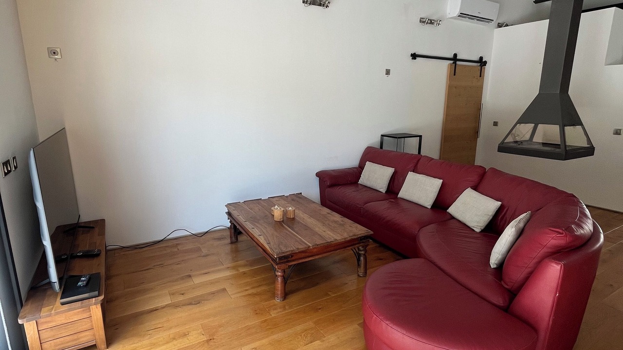 Photo of Livingroom in Saint-Victor-la-Coste
