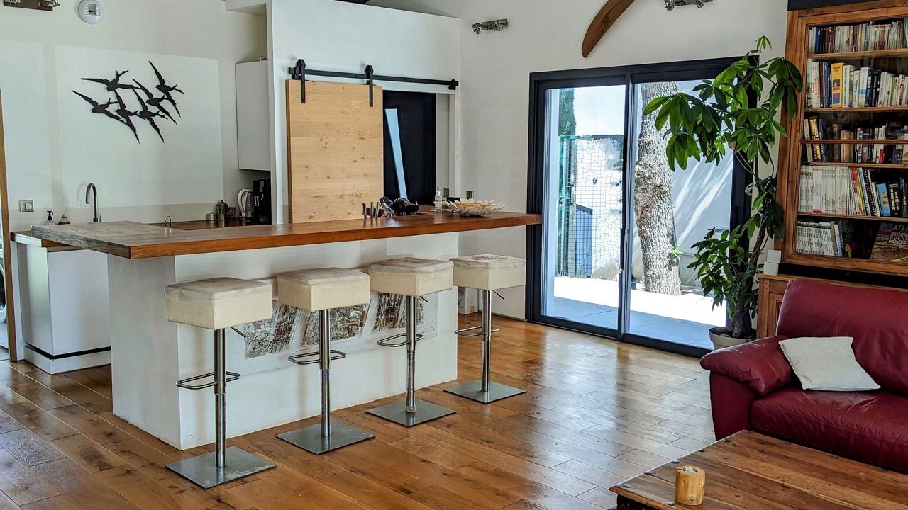 Photo of Livingroom in Saint-Victor-la-Coste