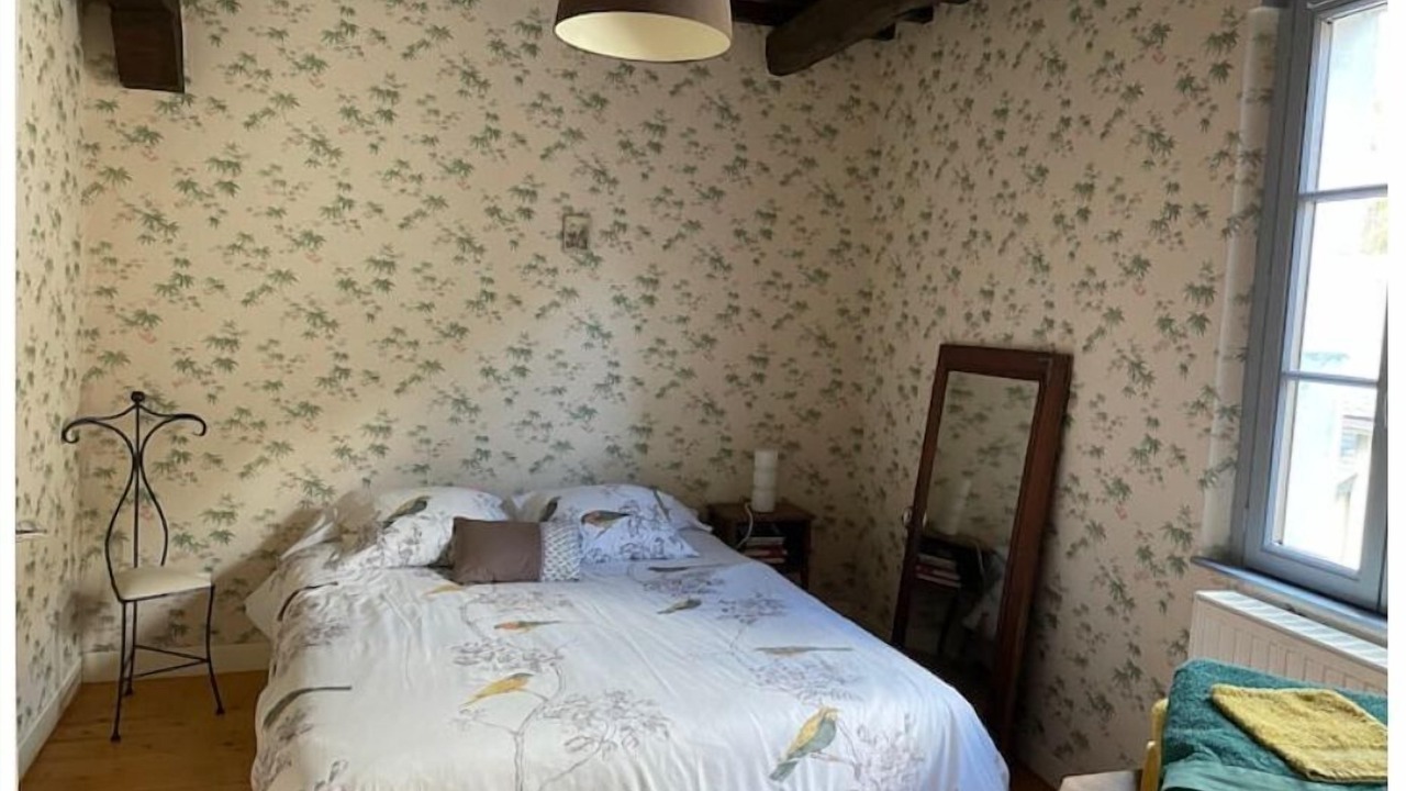 Photo of Bedroom in Campan