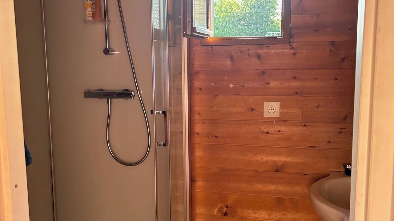 Photo of Bathroom in Saint-Laurent-en-Grandvaux