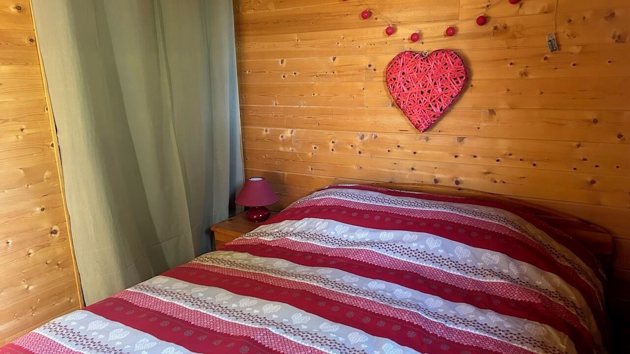 Photo of Bedroom in Saint-Laurent-en-Grandvaux