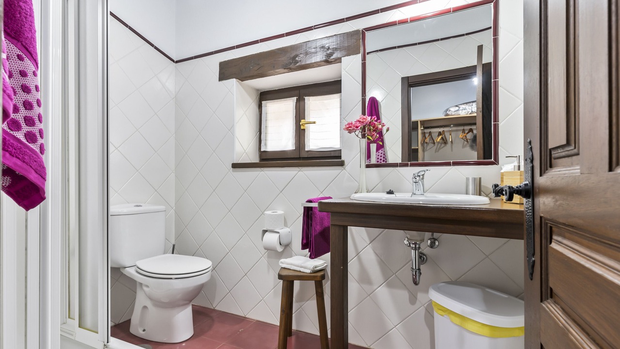 Photo of Bathroom in Puente Nuevo