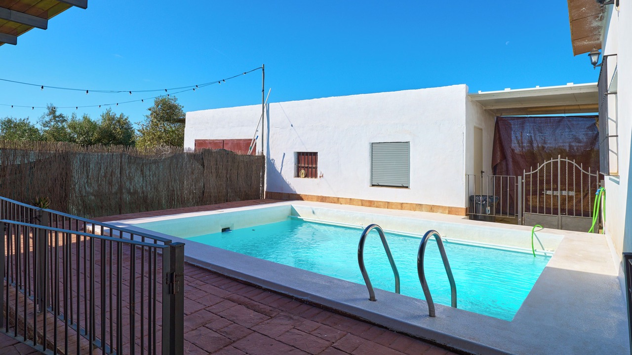 Photo of Outdoor in La Carlota