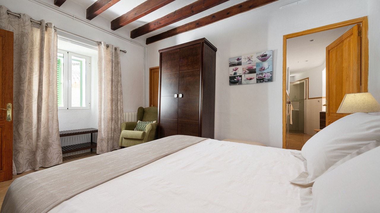 Photo of Bedroom in Esporles
