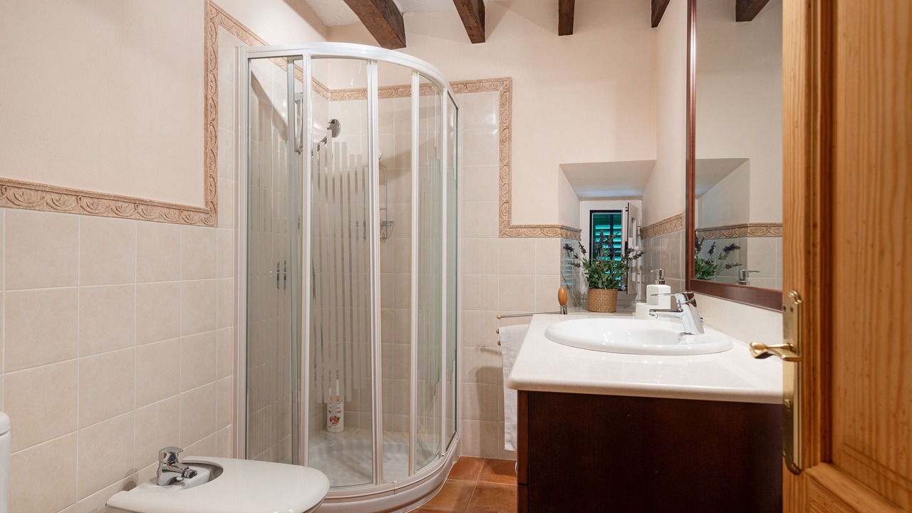 Photo of Bathroom in Esporles