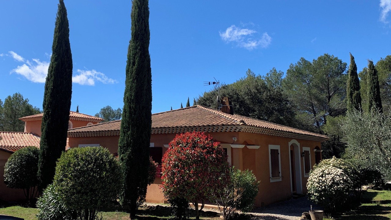 Photo of Outdoor in Lambesc