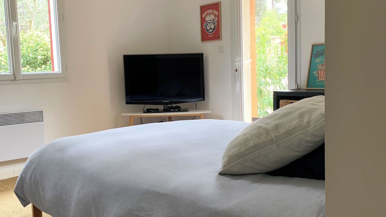 Photo of Bedroom in Lambesc